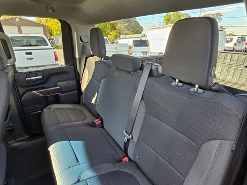 Used 2023 GMC Sierra 2500 SLE w/ SLE Convenience Package image 19