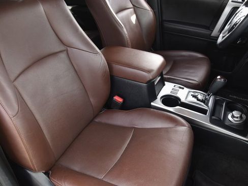 Used 2020 Toyota 4Runner Limited image 35