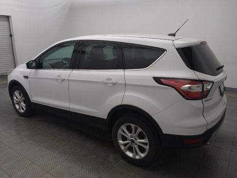 Used 2017 Ford Escape SE FWD image 3