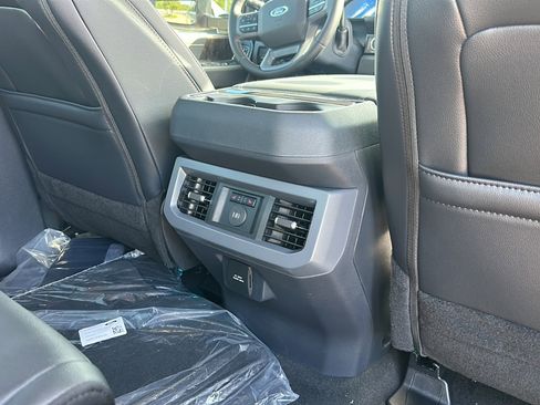 New 2026 Ford F250 Lariat AWD/4WD image 16
