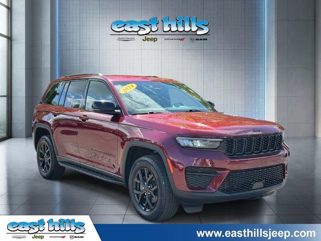 Certified 2024 Jeep Grand Cherokee Altitude AWD/4WD image 1