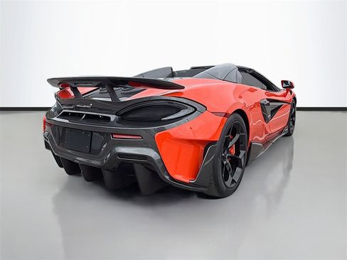 Used 2020 McLaren 600LT Spider image 3