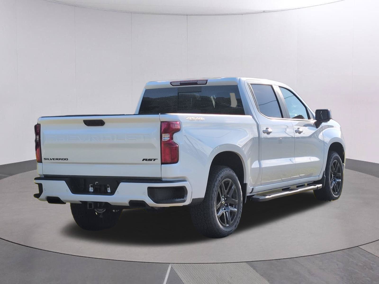 New 2026 Chevrolet Silverado 1500 RST w/ RST All Star Premium Package AWD/4WD image 7