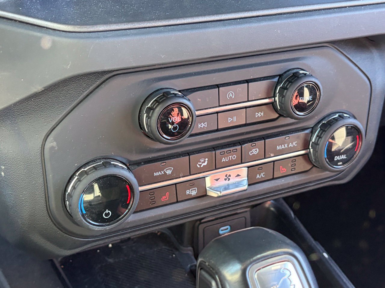 Used 2025 Ford Bronco Big Bend AWD/4WD image 9