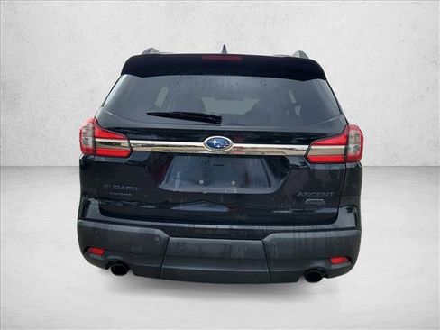 Used 2022 Subaru Ascent Onyx Edition image 6