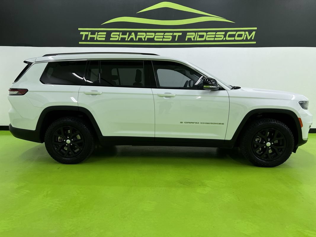 Used 2023 Jeep Grand Cherokee L Limited w/ Trailer Tow Group (B) AWD/4WD image 11