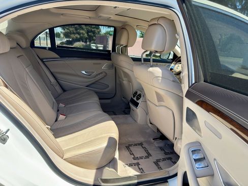 Used 2015 Mercedes-Benz S 550 Sedan image 15