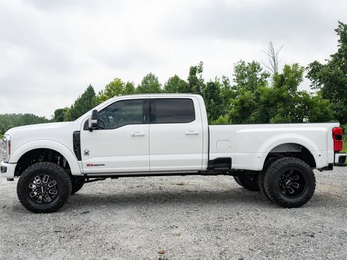 New 2026 Ford F350 Platinum AWD/4WD image 17