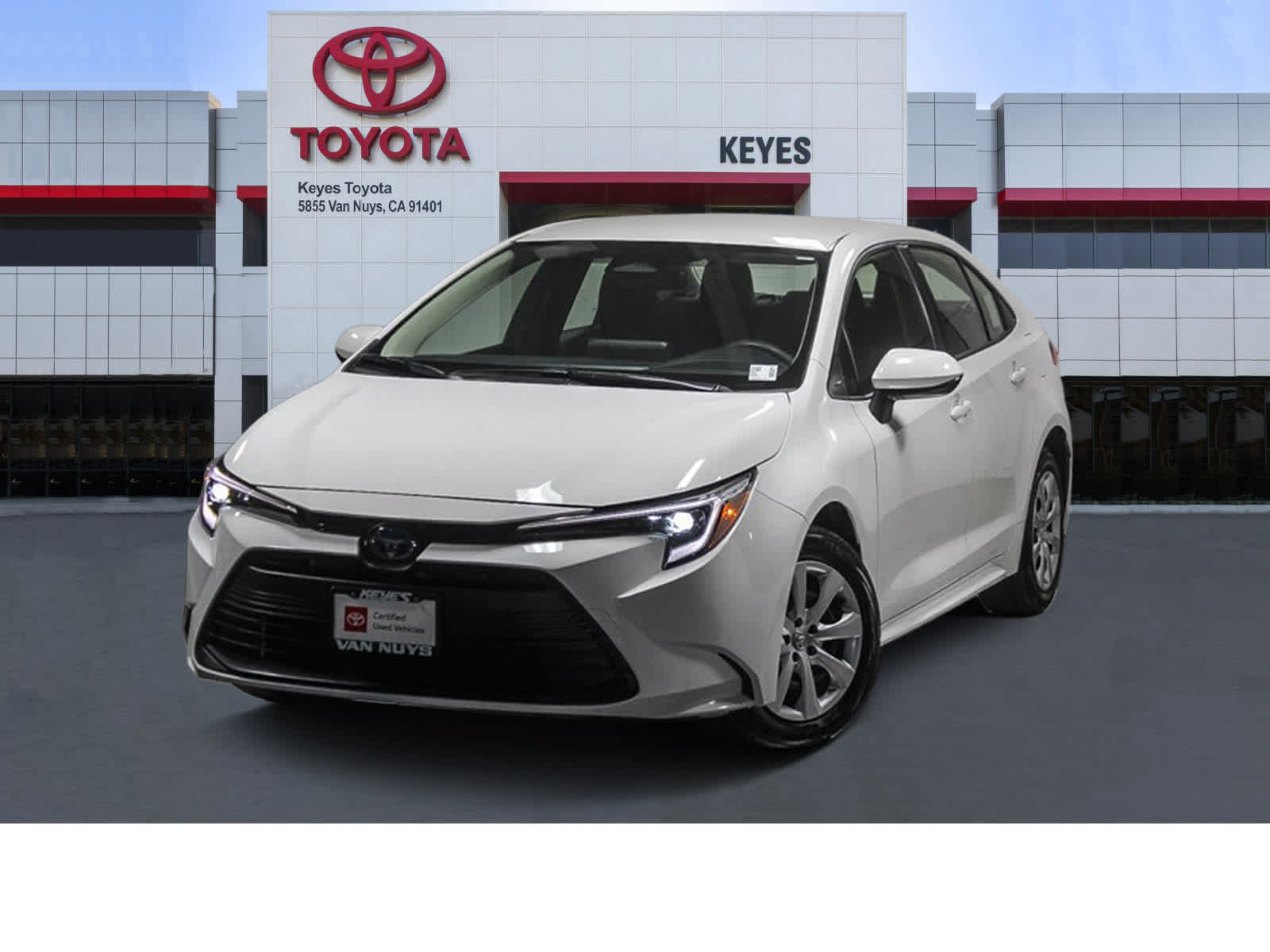 Used 2024 Toyota Corolla LE FWD image 1