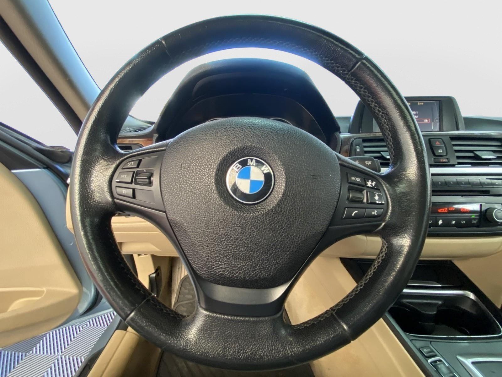 Used 2013 BMW 328i Sedan RWD image 18