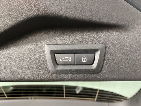 New 2026 BMW X5 xDrive50e image 28