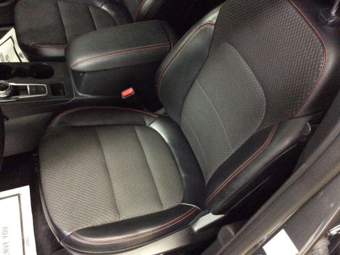 Used 2023 Ford Escape ST-Line w/ Tech Pack #1 image 16