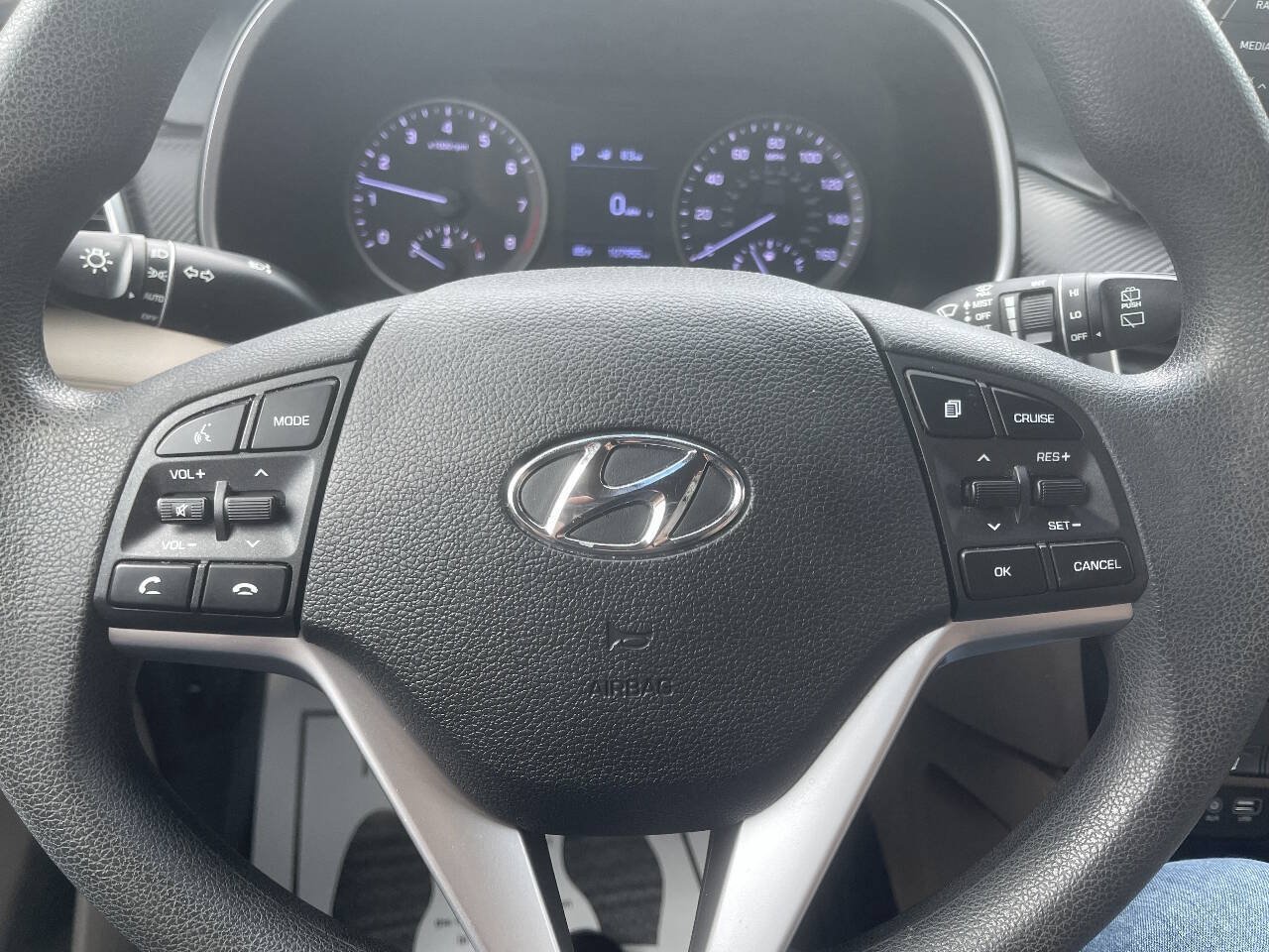 Used 2020 Hyundai Tucson Value FWD image 17