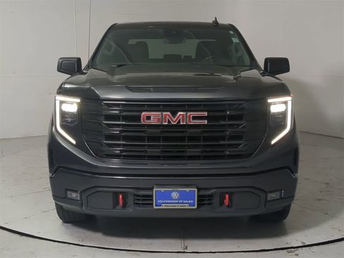 Used 2023 GMC Sierra 1500 Elevation image 9