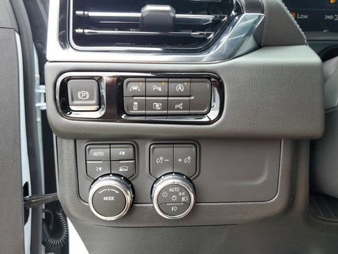 New 2026 GMC Yukon XL Denali w/ Sun & Power Step Package image 29