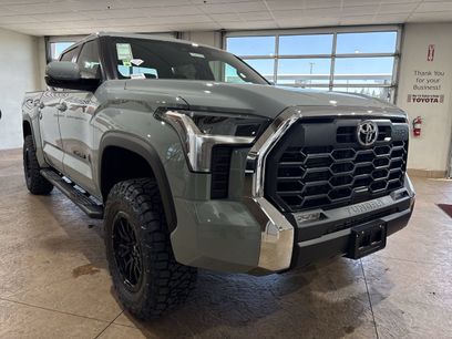 New 2026 Toyota Tundra SR5 w/ TRD Off-Road Package