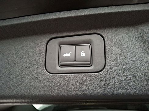 Used 2025 Nissan Armada PRO-4X image 28