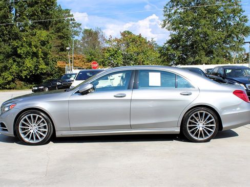 Used 2014 Mercedes-Benz S 550 Sedan image 4