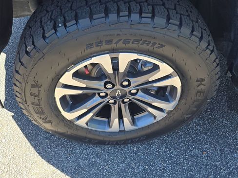 Used 2022 Chevrolet Colorado Z71 image 7