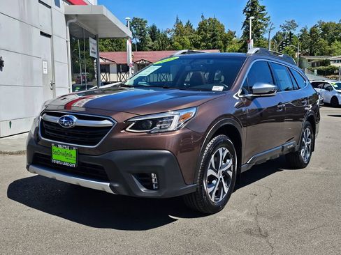 Used 2022 Subaru Outback Touring XT AWD/4WD image 3