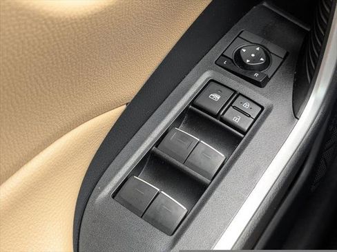 Certified 2022 Toyota RAV4 XLE w/ Convenience Package image 21