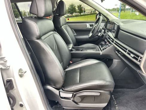 Used 2024 Hyundai Santa Fe SEL FWD image 12