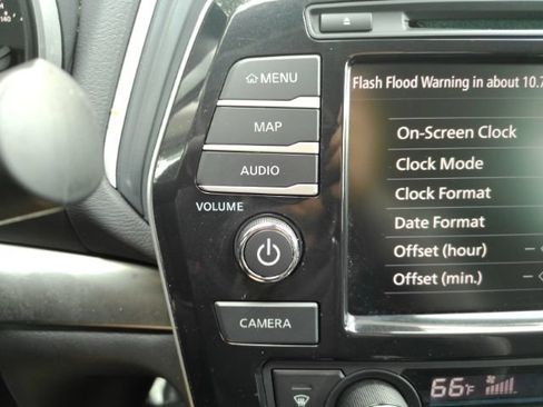 Used 2021 Nissan Maxima 3.5 SV w/ Floor Mat Group FWD image 41