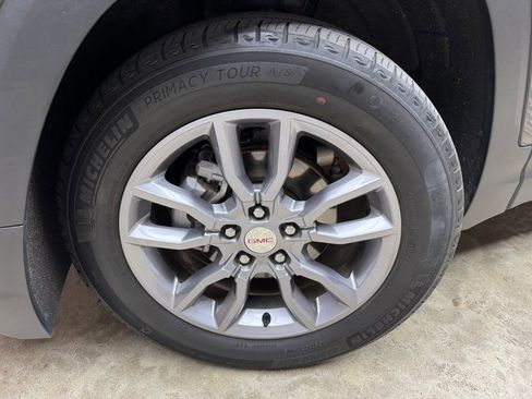 Used 2022 GMC Terrain SLT w/ Tech Package image 28