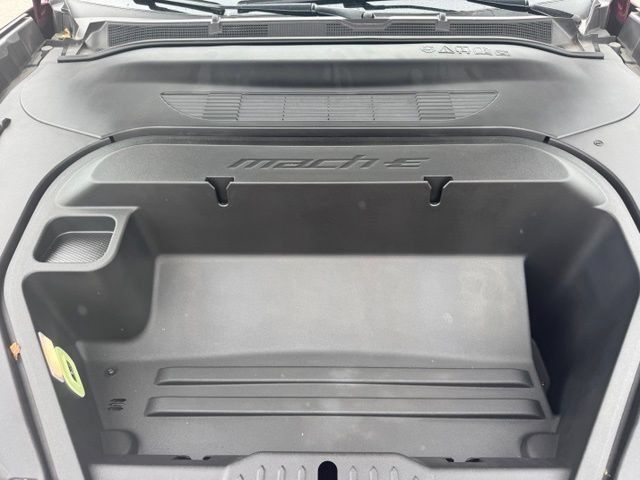 Used 2025 Ford Mustang Mach-E Premium AWD/4WD image 32