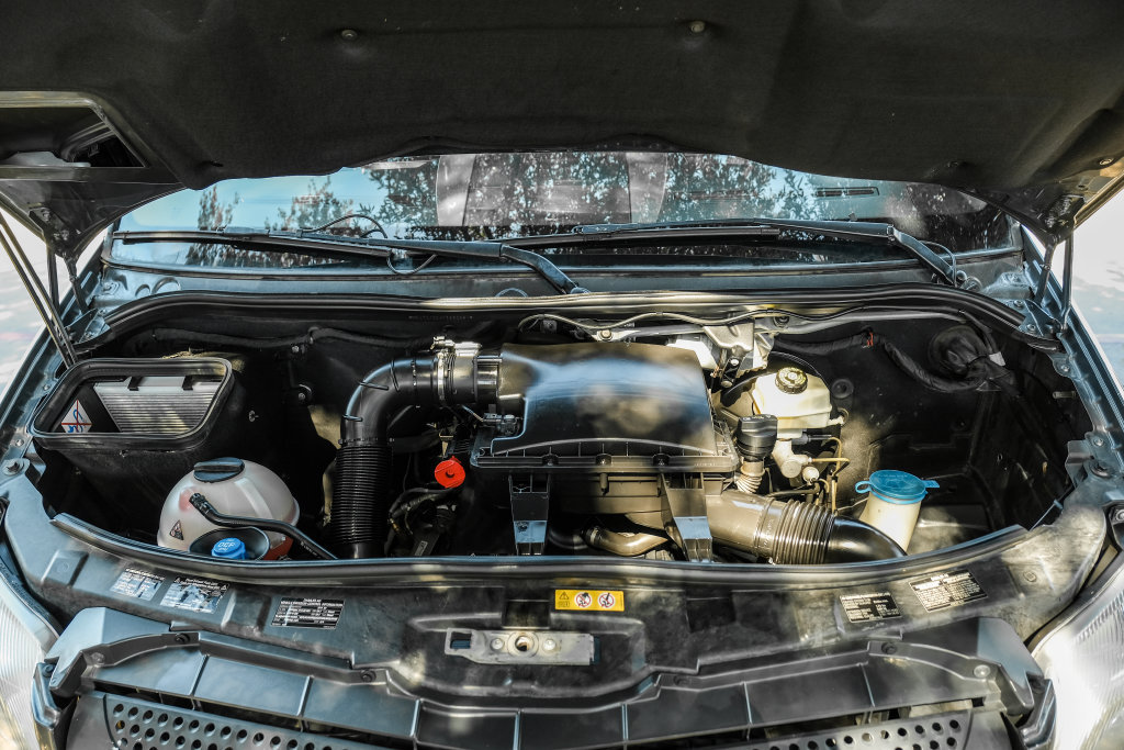 Used 2015 Mercedes-Benz Sprinter 2500 image 7
