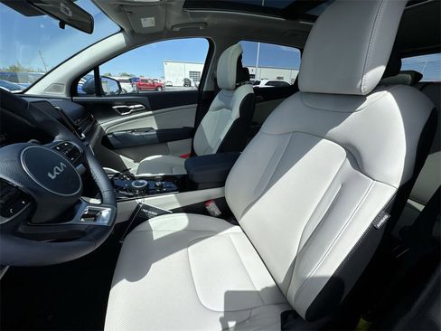 New 2025 Kia Sportage EX w/ EX Premium Package image 11