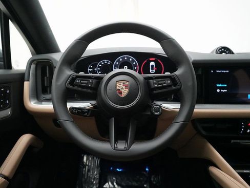 Certified 2026 Porsche Cayenne Coupe image 20
