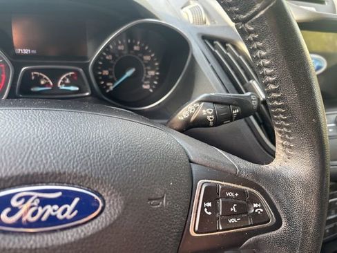 Used 2018 Ford Escape SEL AWD/4WD image 13