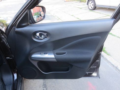 Used 2016 Nissan Juke S AWD/4WD image 27