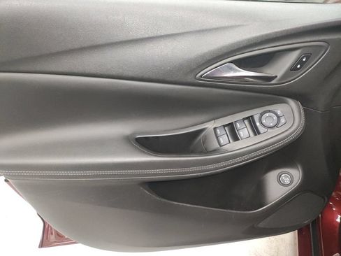 Used 2023 Buick Encore GX Select w/ Sport Touring Package FWD image 25