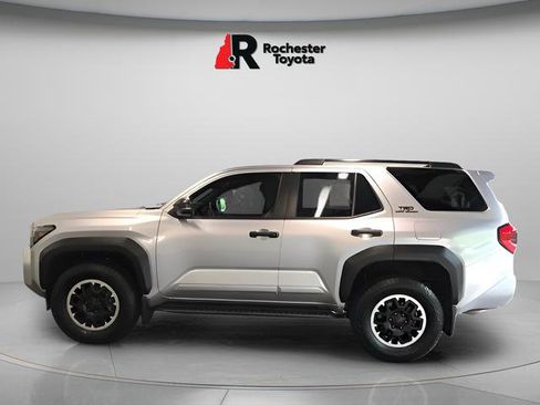 Certified 2025 Toyota 4Runner TRD Off-Road AWD/4WD image 4