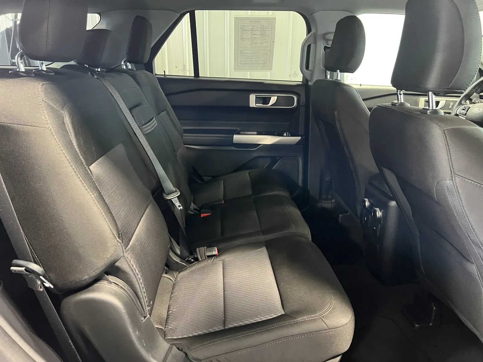 Used 2022 Ford Explorer XLT AWD/4WD image 42
