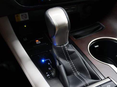 Used 2022 Lexus RX 350 FWD w/ Premium Package image 22