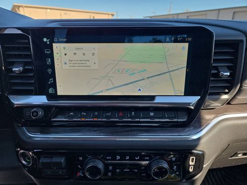 Used 2023 Chevrolet Silverado 1500 LTZ image 17