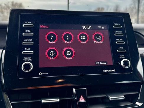 Used 2023 Toyota Camry SE image 24