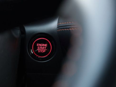 Used 2023 Honda HR-V Sport image 8