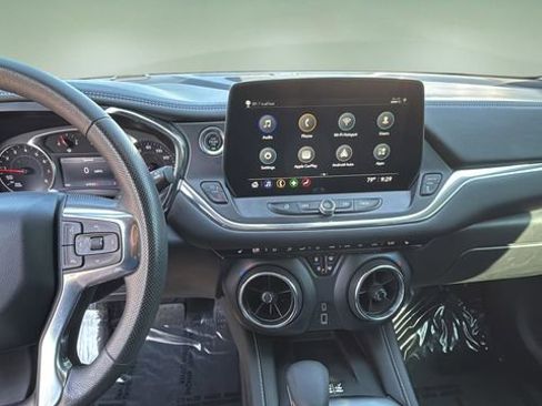 Used 2024 Chevrolet Blazer LT w/ Convenience Package FWD image 11