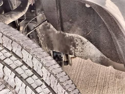 Used 2015 GMC Canyon SLE w/ SLE Convenience Package image 23