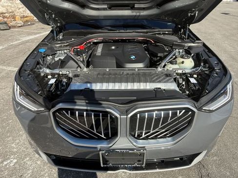 Used 2025 BMW X3 xDrive30i w/ Premium Package image 25
