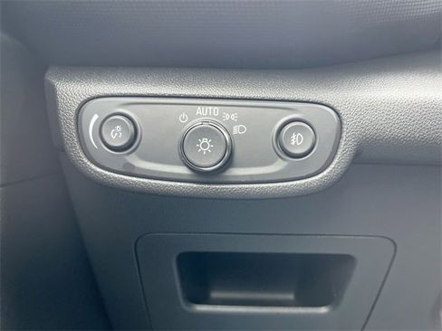 Used 2023 Chevrolet TrailBlazer LT w/ Convenience Package image 17