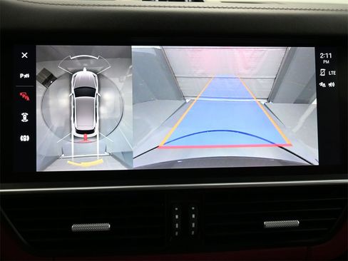 Used 2022 Porsche Cayenne S image 13