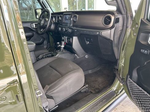 Used 2021 Jeep Wrangler Unlimited Sport image 23