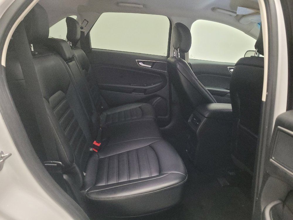 Used 2019 Ford Edge SEL w/ Equipment Group 201A FWD image 19