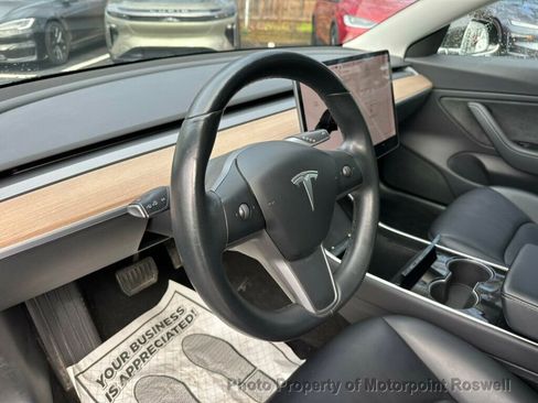 Used 2018 Tesla Model 3 Long Range image 11