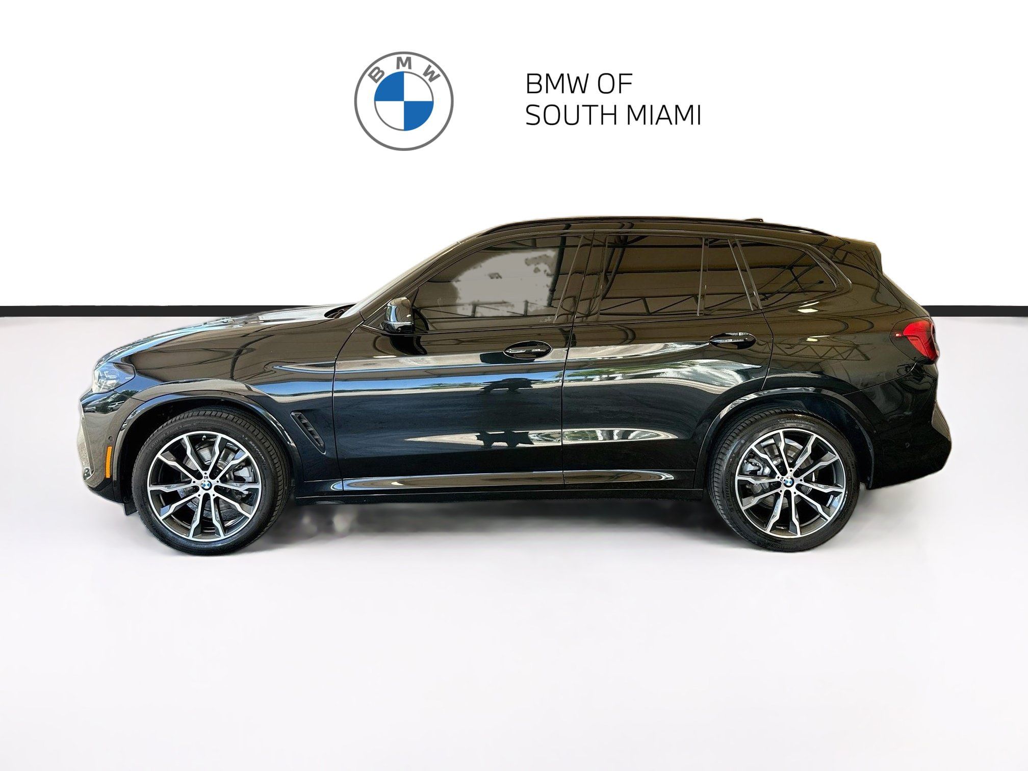 Certified 2024 BMW X3 sDrive30i w/ M Sport Package RWD image 4